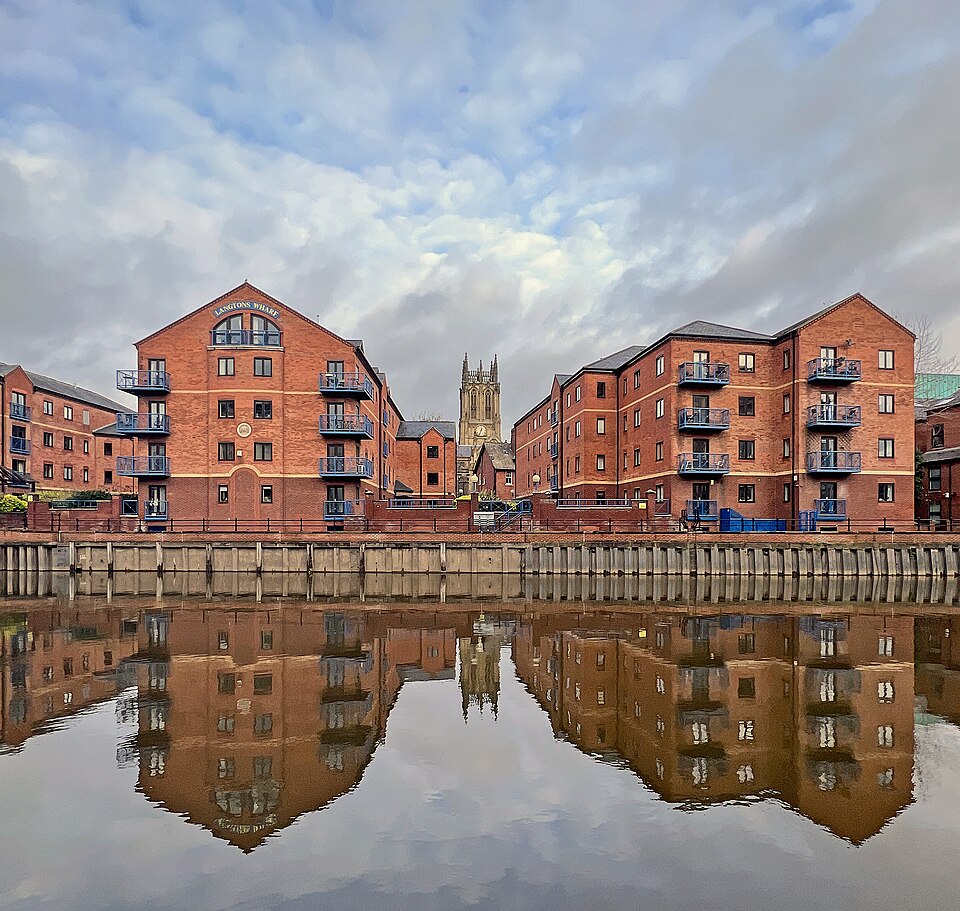 River Aire, Leeds - 53398552124