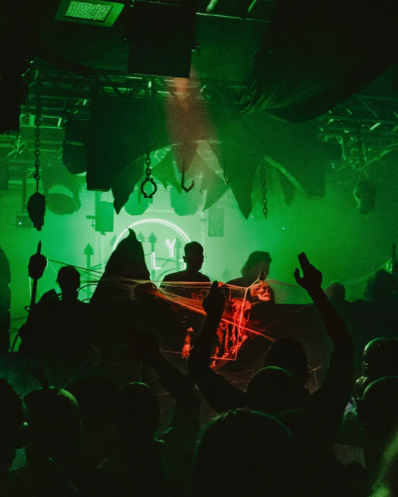 FLY | Boxing Day | Glasgow